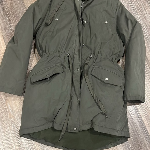 Old Navy olive green parka coat with black faux fur trim hood size size Small - Picture 4 of 13